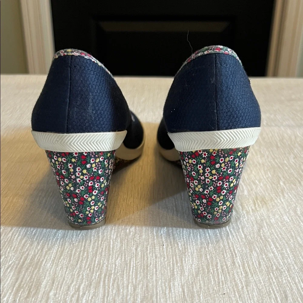 Keds Women's Navy with Red Bows & Floral Trim 7M - Picture 5 of 11
